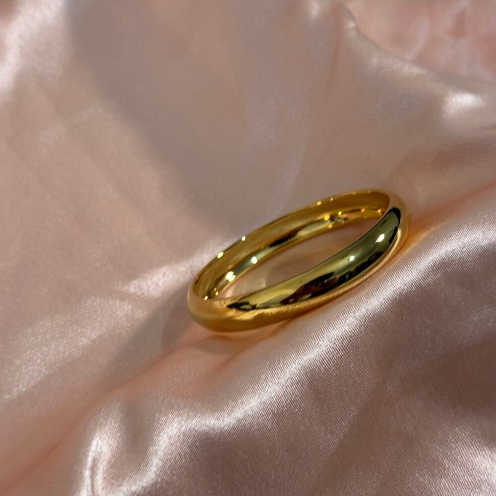 Gold Bangle - Picture 5 of 8